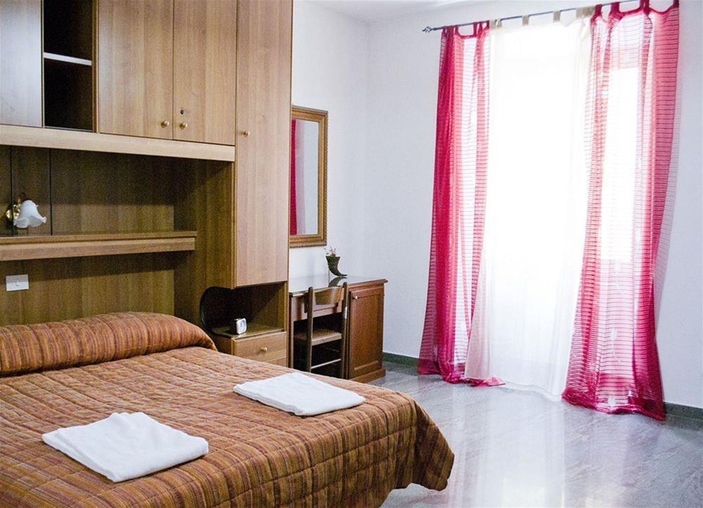 Anthony-B-B-General-view-15