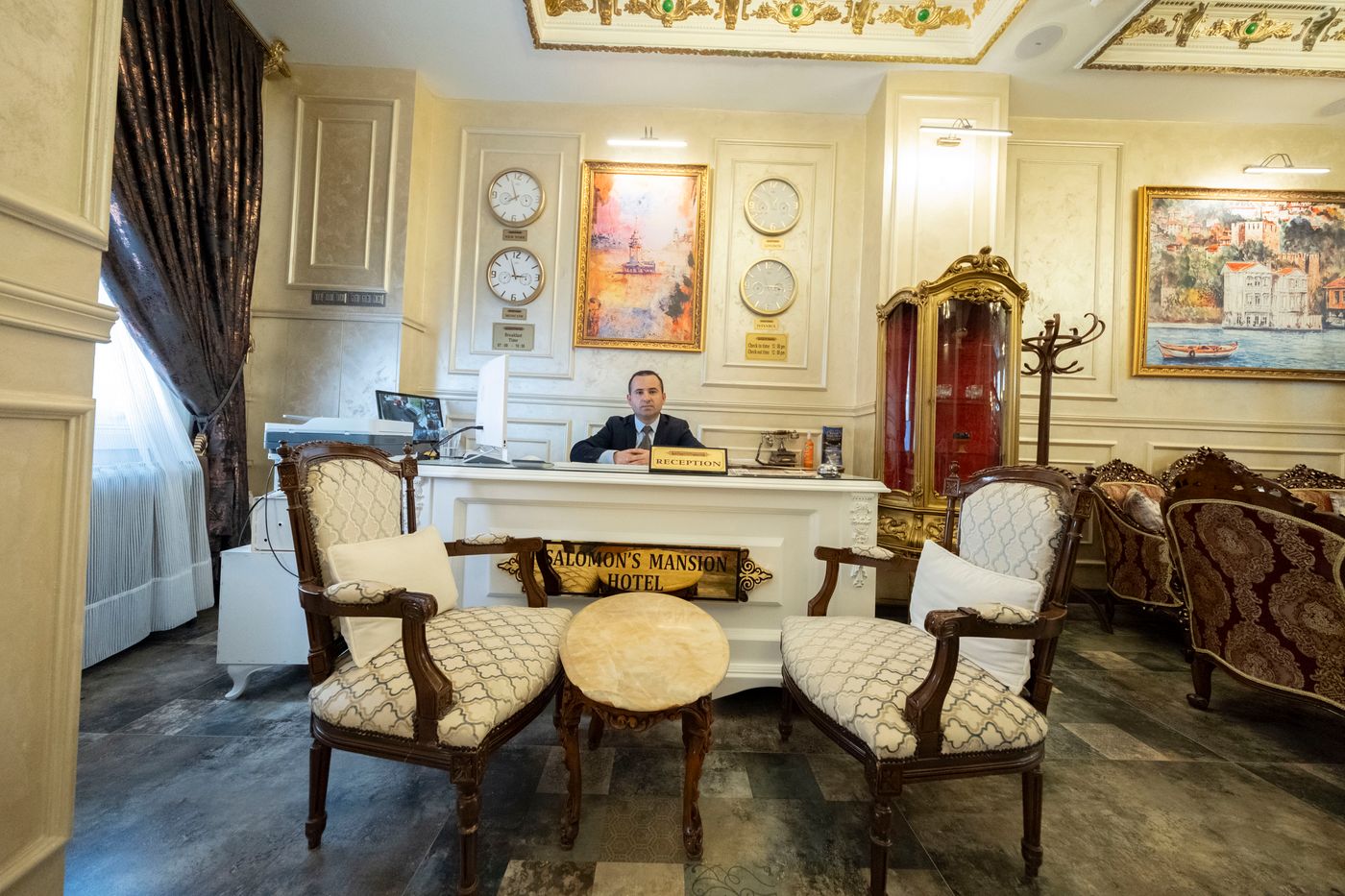 Solomon-s-Mansion-Hotel-Lobby-14