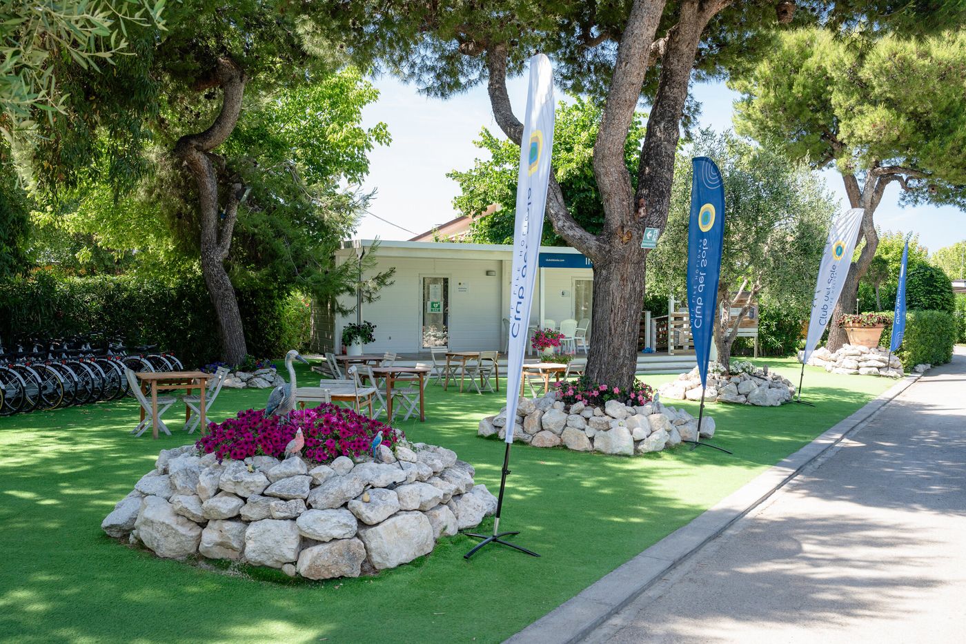 Club-del-Sole-Stork-Family-Collection-Lobby-9