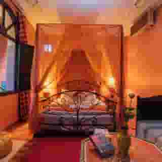 Riad Losra, 4 of 6
