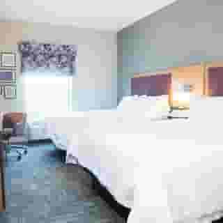 Hampton Inn & Suites by Hilton Warrington Horsham, 3 of 6