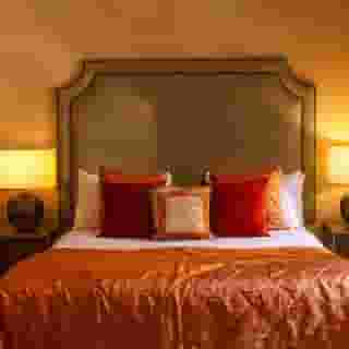 Riad Jona, 3 of 6