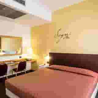 Hotel Mirage, 6 of 6