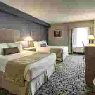 Monte Carlo Inn Oakville Suites, 4 of 6
