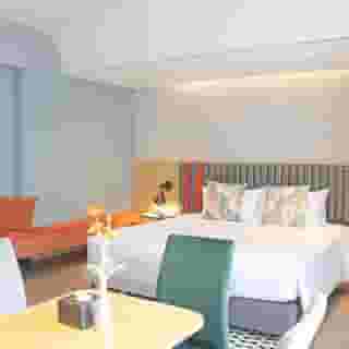 The Quarter Onnut by Uhg, 2 of 6