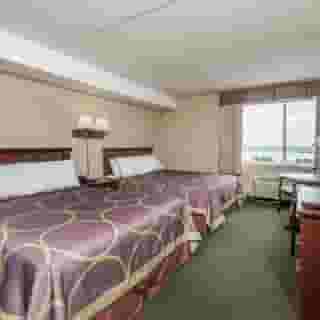 Super 8 by Wyndham Mississauga, 3 of 6