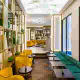 Emerald Downtown Suites, 2 of 6