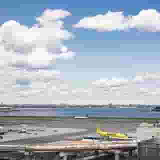New York LaGuardia Airport Marriott, 5 of 6