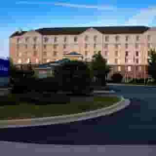 Hilton Garden Inn Addison, 2 of 6