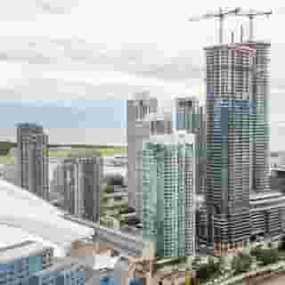 Modern Downtown Apartments, 3 of 6