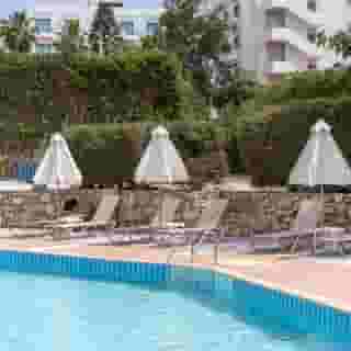 Flora Hotel Apartments, 2 of 6