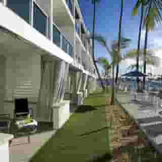Marina del Rey Hotel, 2 of 6