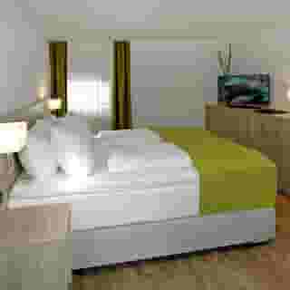 Hotel Allegro, 2 of 6