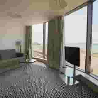 Radisson Blu Waterfront Jersey, 2 of 6
