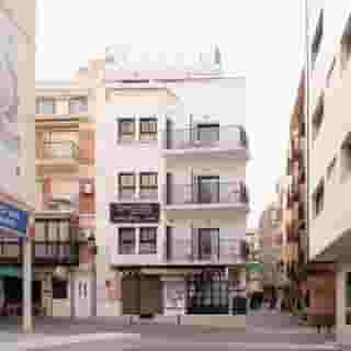 Rh Estudios Sol, 1 of 6