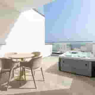 Royal Atlantico, 6 of 6