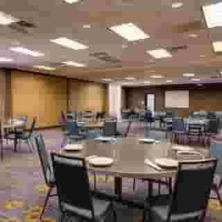 Courtyard by Marriott Chicago Schaumburg/Woodfield Mall, 5 of 6