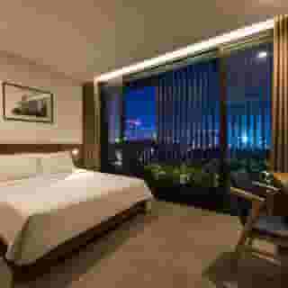 Triple E Hotel Fine Art Museum, 5 of 6