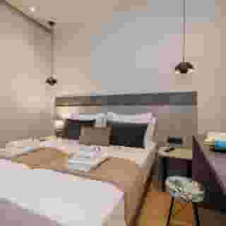 Jolly Suites, 3 of 6