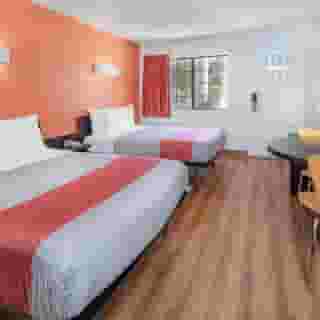 Motel 6 Thousand Oaks, Ca, 2 of 6
