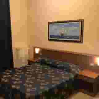 Hotel Paradiso, 5 of 6