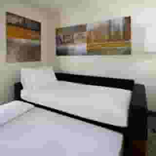 SpringHill Suites Houston Hobby Airport, 3 of 6