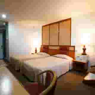 Nana Hotel, 4 of 6