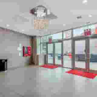 Red Roof Plus+ Brooklyn - Flatbush Ave, 5 of 6