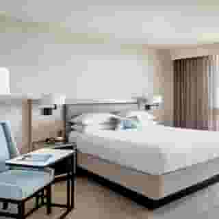 Los Angeles Airport Marriott, 2 of 6