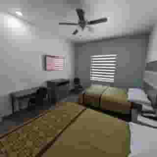 Texas Bungalows Hotel & Hotel Que at i35 Austin Pflugerville, 3 of 6
