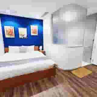 Bob Buivien Hotel, 1 of 6