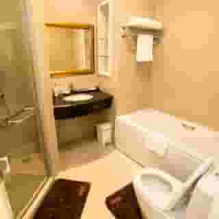 Hope Land Hotel Sukhumvit 46/1, 2 of 6