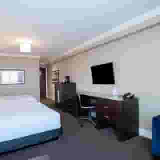 Sandman Hotel Oakville, 3 of 6