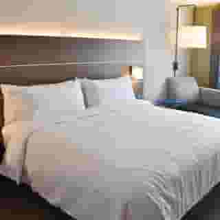 Holiday Inn Express & Suites Boston South - Randolph by Ihg, 1 of 6