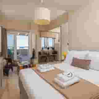 Jolly Suites, 2 of 6