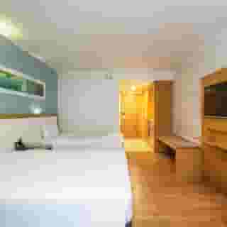 Maple Hotel, 4 of 6