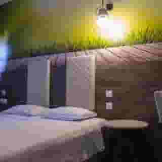 Metropolitan Hotel, 4 of 6