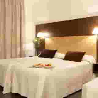 Hostal Madrid Torrejon Plaza, 2 of 6