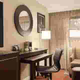DoubleTree by Hilton New York LaGuardia Airport, 4 of 6
