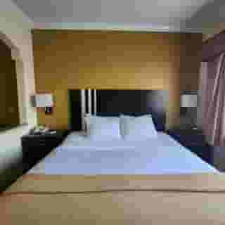 Days Inn & Suites by Wyndham Sam Houston Tollway, 5 of 6