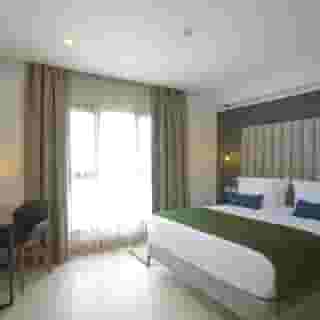 Maia Hotel Suites, 2 of 6
