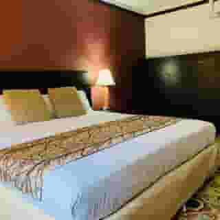 Hotel at the Waldorf, 1 of 6