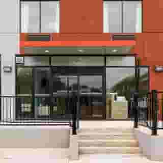 Days Inn By Wyndham Staten Island, 1 of 6