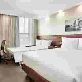Hampton by Hilton Bristol City Centre, 2 of 6