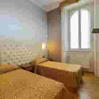 Residence de la Gare, 5 of 6