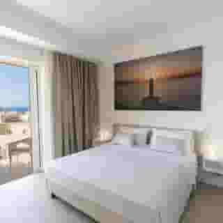 Est Hotel, 3 of 6