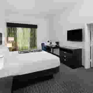 La Quinta Inn & Suites by Wyndham Austin - Cedar Park, 1 of 6