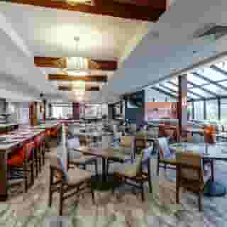 Hilton Chicago/Oak Lawn, 3 of 6