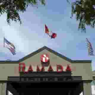Ramada by Wyndham Surrey/Langley, 3 of 6