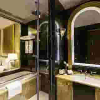 Ezdan Palace Hotel, 1 of 6